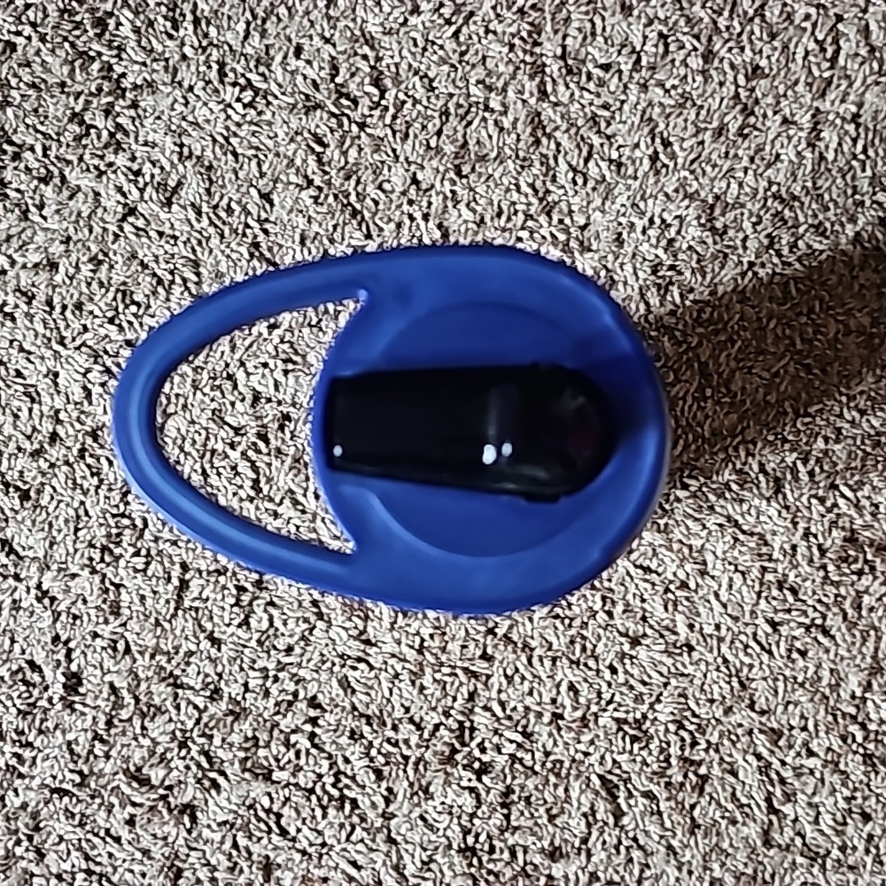 Water bottle - Picture 3 of 5